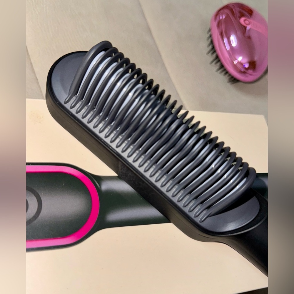 TYMO RING Hair Staightening Comb + accessories.
NWOT. Excellent condition. - Picture 8 of 16